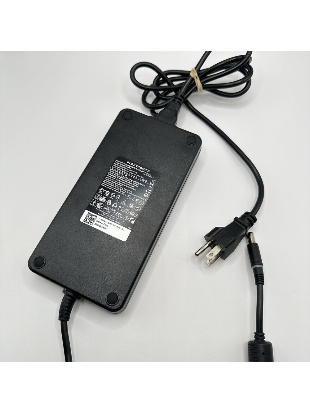 Flextronics 240W AC Adapter M17x M4700 M6400 M6500 M6600 PA-9E GA240PE1-00 Dell
